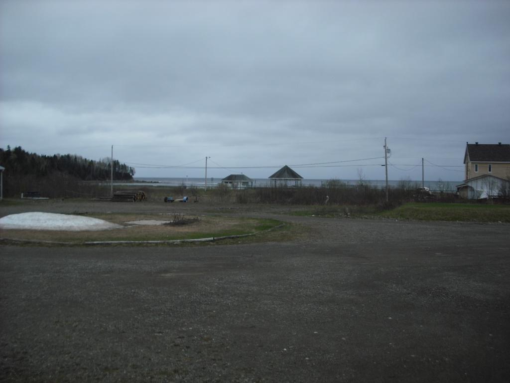Motel De L'Anse Port-Daniel Quarto foto